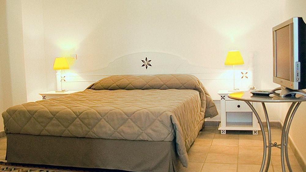 סנטה טרזה גאיורה Gh Diana Hotel מראה חיצוני תמונה